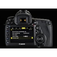 Зеркальный фотоаппарат Canon EOS 5D Mark IV Body - Превью изображения №18 — Интернет-магазин ПроЗаказ