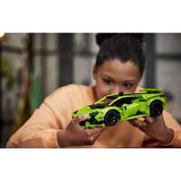 Конструктор LEGO Technic 42161 Lamborghini Huracan Tecnica - Превью изображения №7 — Интернет-магазин ПроЗаказ