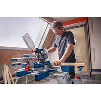 Торцовочная пила Bosch GCM 18V-216 D 0601B51000 (без АКБ) - Превью изображения №9 — Интернет-магазин ПроЗаказ