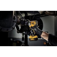 Гайковерт DeWalt DCF901P1 Xtreme Subcompact (с 1-м АКБ, кейс) - Превью изображения №4 — Интернет-магазин ПроЗаказ