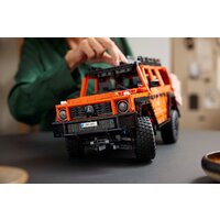 Конструктор LEGO Technic 42177 Профессиональная линейка Mercedes-Benz G500 - Превью изображения №10 — Интернет-магазин ПроЗаказ