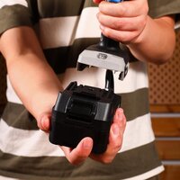 Аккумулятор Deko UNV5.0 CORE 082-1014 (20В/5 Ач) - Превью изображения №8 — Интернет-магазин ПроЗаказ