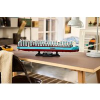 Конструктор LEGO 40955 Контейнеровоз Maersk с двухтопливным двигателем - Превью изображения №10 — Интернет-магазин ПроЗаказ
