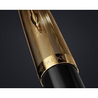 Ручка шариковая Parker 51 Deluxe Black GT 2123513 - Превью изображения №3 — Интернет-магазин ПроЗаказ