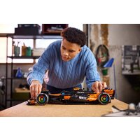 Конструктор LEGO Technic 42228 McLaren MCL39 F1 Car - Превью изображения №10 — Интернет-магазин ПроЗаказ