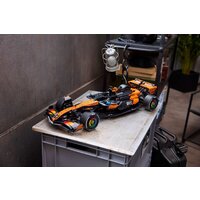 Конструктор LEGO Technic 42228 McLaren MCL39 F1 Car - Превью изображения №15 — Интернет-магазин ПроЗаказ