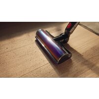 Пылесос Dyson V8 Cyclone 226587-01 - Превью изображения №7 — Интернет-магазин ПроЗаказ
