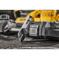 Ленточная пила DeWalt DCS378N (без АКБ) - Превью изображения №5 — Интернет-магазин ПроЗаказ