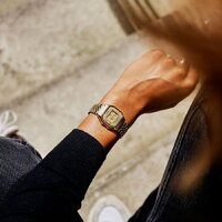 Наручные часы Casio LA-680WEGV-9A - Превью изображения №2 — Интернет-магазин ПроЗаказ