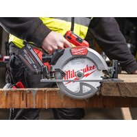 Дисковая (циркулярная) пила Milwaukee M18FCS66GR3-0 4933493491 (без АКБ) - Превью изображения №19 — Интернет-магазин ПроЗаказ