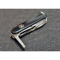 Мультитул Victorinox Explorer 1.6703.3 - Превью изображения №5 — Интернет-магазин ПроЗаказ