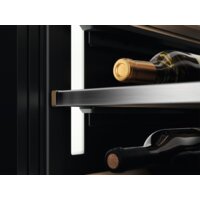 Винный шкаф Electrolux EWUS040B8B - Превью изображения №3 — Интернет-магазин ПроЗаказ