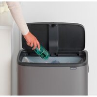 Мусорное ведро Brabantia Bo Touch Bin 60 л (платиновый) - Превью изображения №7 — Интернет-магазин ПроЗаказ