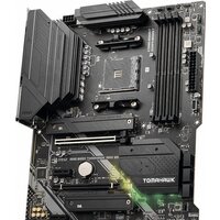 Материнская плата MSI MAG B550 Tomahawk Max WiFi - Превью изображения №2 — Интернет-магазин ПроЗаказ