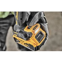 Ударная дрель-шуруповерт DeWalt DCD805P2T (с 2-мя АКБ, кейс) - Превью изображения №2 — Интернет-магазин ПроЗаказ