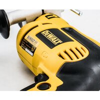Ударная дрель DeWalt DWD024S - Превью изображения №4 — Интернет-магазин ПроЗаказ