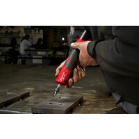 Прямошлифовальная машина Milwaukee M12 Fuel FDGS-422B 4933471436 (с 2-мя АКБ 2 Ah, 4 Ah) - Превью изображения №7 — Интернет-магазин ПроЗаказ