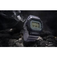 Наручные часы Casio G-Shock GM-5600MF-2E - Превью изображения №7 — Интернет-магазин ПроЗаказ