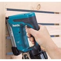Степлер Makita DST221Z - Превью изображения №4 — Интернет-магазин ПроЗаказ