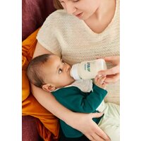 Набор бутылочек для кормления Philips Avent Anti-colic SCY103/02 (260 мл, 2 шт) - Превью изображения №7 — Интернет-магазин ПроЗаказ
