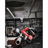 Ленточная пила Milwaukee Fuel M12 FBS64-402C 4933478441 (с 2-мя АКБ, кейс) - Превью изображения №7 — Интернет-магазин ПроЗаказ