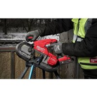 Ленточная пила Milwaukee Fuel M18 FBS85-202C 4933471497 (с 2-мя АКБ, кейс) - Превью изображения №8 — Интернет-магазин ПроЗаказ