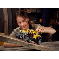 Конструктор LEGO Technic 42122 Jeep Wrangler - Превью изображения №11 — Интернет-магазин ПроЗаказ