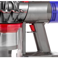 Пылесос Dyson V8 Total Clean - Превью изображения №5 — Интернет-магазин ПроЗаказ