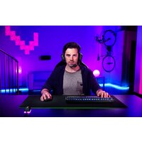 Наушники Razer Blackshark V2 Pro (черный) - Превью изображения №10 — Интернет-магазин ПроЗаказ