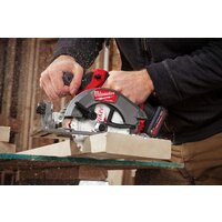 Дисковая (циркулярная) пила Milwaukee M12 FCS442-502X 4933493489 (с 2-мя АКБ, кейс) - Превью изображения №10 — Интернет-магазин ПроЗаказ