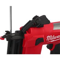 Гвоздезабиватель Milwaukee M12 FCN18GS-0X 4933493355 (с 2-мя АКБ, кейс) - Превью изображения №9 — Интернет-магазин ПроЗаказ