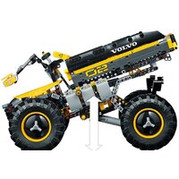 Конструктор LEGO Technic 42081 Volvo Колесный погрузчик Zeux - Превью изображения №7 — Интернет-магазин ПроЗаказ