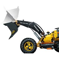 Конструктор LEGO Technic 42081 Volvo Колесный погрузчик Zeux - Превью изображения №3 — Интернет-магазин ПроЗаказ