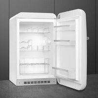 Однокамерный холодильник Smeg FAB10HRWH6 - Превью изображения №5 — Интернет-магазин ПроЗаказ