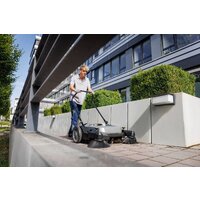 Подметальная машина Karcher KM 70/20 C 2SB Retail 1.517-132.0 - Превью изображения №2 — Интернет-магазин ПроЗаказ