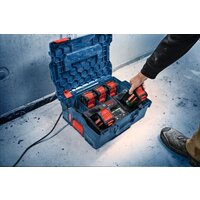 Зарядное устройство Bosch EXAL18V2-320 1600A02YG5 (18В + кейс) - Превью изображения №5 — Интернет-магазин ПроЗаказ