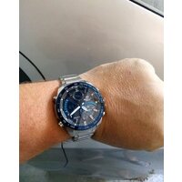 Наручные часы Casio Edifice ECB-900DB-1B - Превью изображения №4 — Интернет-магазин ПроЗаказ