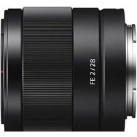 Объектив Sony FE 28mm F2 (SEL28F20) - Превью изображения №2 — Интернет-магазин ПроЗаказ