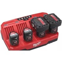 Зарядное устройство Milwaukee M12 C4 4932430554 (12В) - Превью изображения №3 — Интернет-магазин ПроЗаказ
