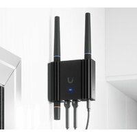 Мобильный 4G Wi-Fi роутер Ubiquiti Mobile Router Ultra - Превью изображения №5 — Интернет-магазин ПроЗаказ
