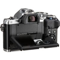 Беззеркальный фотоаппарат Olympus OM-D E-M10 Mark IV Kit 14-42mm (серебристый) - Превью изображения №9 — Интернет-магазин ПроЗаказ