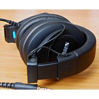 Наушники Shure SRH440 - Превью изображения №10 — Интернет-магазин ПроЗаказ