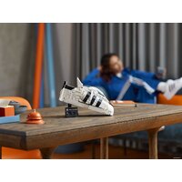 Конструктор LEGO 10282 Кроссовки adidas Originals Superstar - Превью изображения №13 — Интернет-магазин ПроЗаказ