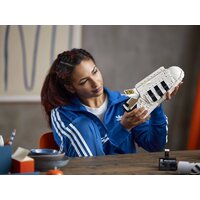 Конструктор LEGO 10282 Кроссовки adidas Originals Superstar - Превью изображения №21 — Интернет-магазин ПроЗаказ