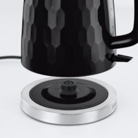 Электрический чайник Russell Hobbs Honeycomb 26051-70 - Превью изображения №3 — Интернет-магазин ПроЗаказ