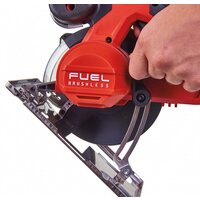 Дисковая (циркулярная) пила Milwaukee Fuel M18 FMCS-0X (без АКБ) - Превью изображения №9 — Интернет-магазин ПроЗаказ