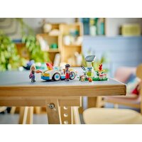 Конструктор LEGO Friends Электромобиль и зарядное устройство 42609 - Превью изображения №12 — Интернет-магазин ПроЗаказ