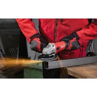 Угловая шлифмашина Milwaukee AG 800-125 EK - Превью изображения №6 — Интернет-магазин ПроЗаказ