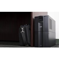 Источник бесперебойного питания APC Smart-UPS 2200VA SMT2200IC - Превью изображения №3 — Интернет-магазин ПроЗаказ