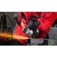 Угловая шлифмашина Milwaukee AGV 10-125 EK 4933451222 - Превью изображения №5 — Интернет-магазин ПроЗаказ